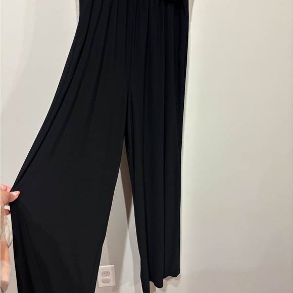 Annalee + Hope Black Sleeveless Jumpsuit - Picture 2 of 4